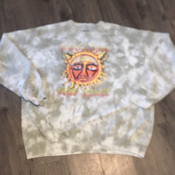 Urban Outfitters Sweaters - Sublime crewneck Sz S/M
